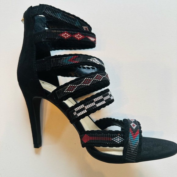 JESSICA SIMPSON Sandals Stiletto Boho Suede Straps Multi Beads NEW Sz 39 9 - Picture 1 of 8